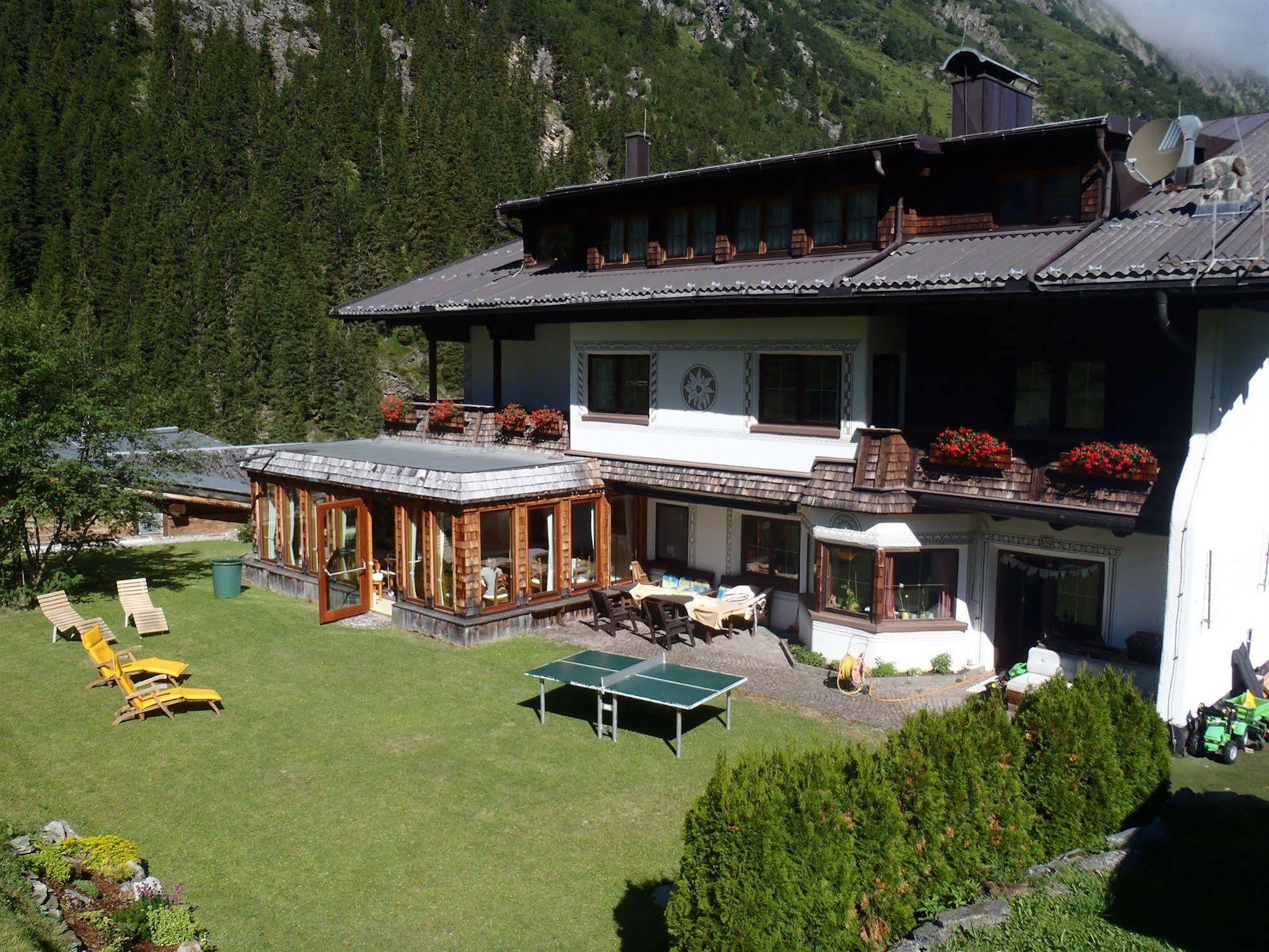 Landhaus Edelweiss Sankt Leonhard im Pitztal Exterior photo